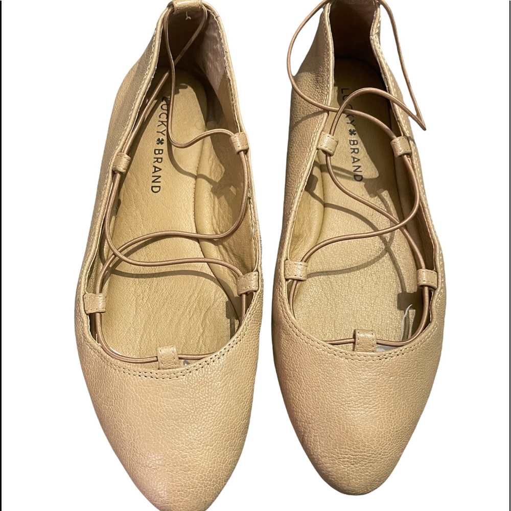 Lucky Brand tan leather flats size 8.5